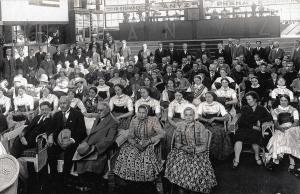 Serbska delegacija z Bjarnatom Krawcom (prědku, 3. wotlěwa) dnja 27. awgusta 1927 w Mladej Boleslavje Foto: Wokrjesny archiw, Mladá Boleslav