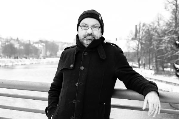 Robert Lorenc na Staroměšćanskim mosće w Zhorjelcu Foto: Jürgen Maćij