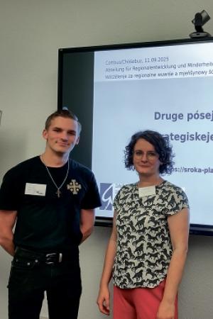 Wuzwólona powědaŕka strategiskeje kupki SROKA, Saskia Bugajowa a jeje zastupnik Erik Bivour. Foto: M. Nowak